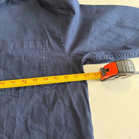 Eddie Bauer Everyday Navy Blue Cotton Croppe Button Up Shirt Womens Medium NEW - Picture 8 of 9